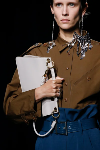 Look 6